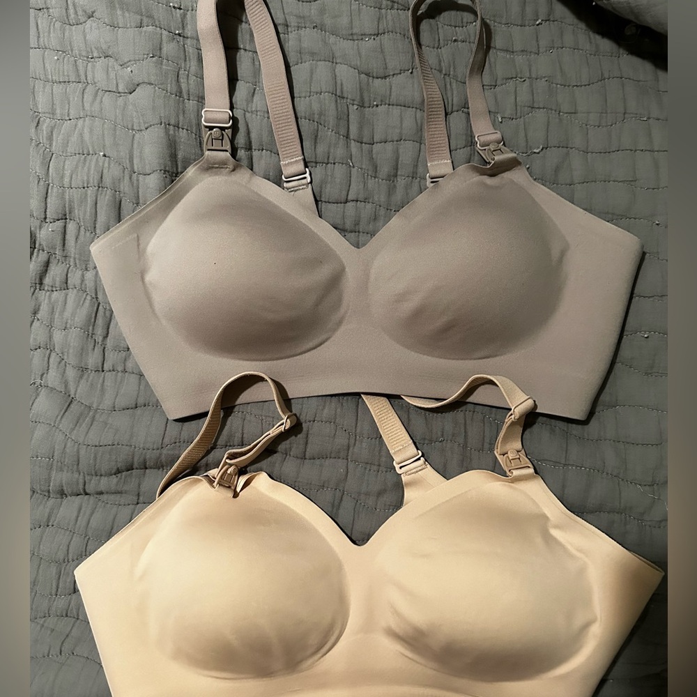 2 momcozy nursing bras